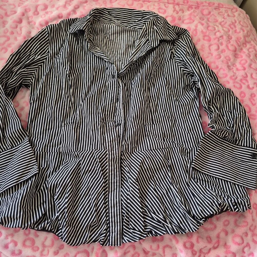 Harve-benard Women's Black and White Shirt